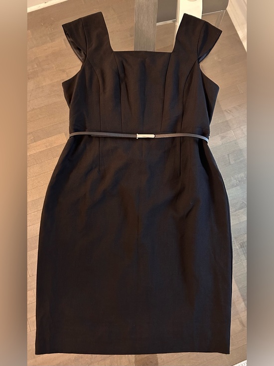 Dresses & Skirts - Elegant Black Cocktail dress with Belt